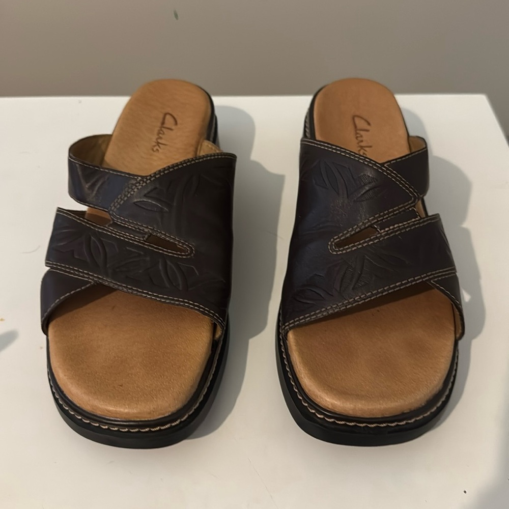 Clark’s size 8